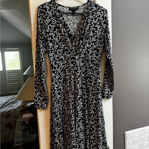 Elegant Black and White Leopard Print Dress